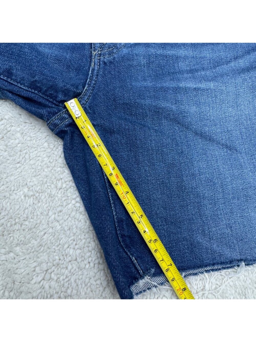 NWT $168 AG Jeans Ex-Boyfriend Shorts Women's Mid-Rise Bermuda Frayed Hem Sz 24 - Picture 9 of 9